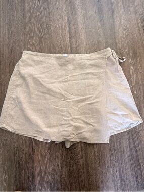 Old Navy Light Khaki Wrap-Front Skort